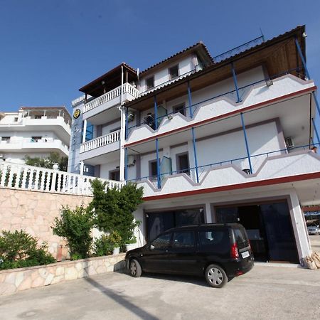Villa Mondi 사밀 외부 사진